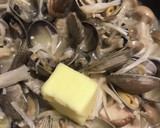 簡単　たっぷりきのことあさりの酒蒸し作り方5写真