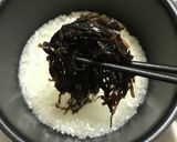 材料２つ＋水 昆布の佃煮で炊き込みご飯作り方1写真