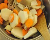 おかずスープ☆根菜と鶏肉の味噌汁作り方6写真