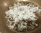 ☆簡単☆カリカリしらす炒めるだけ！作り方1写真