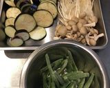 なすときのこのとろとろひき肉炒め作り方1写真