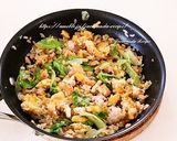 鮭フレークとレタスのガーリックチャーハン作り方4写真