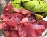 マグロのアボカド和え作り方1写真