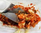 玉ねぎと冷蔵庫にあるものでキムチ炒め作り方3写真