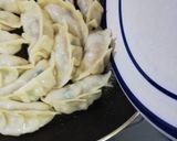 野菜がシャキッとジューシーな焼き餃子作り方9写真
