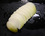 簡単！とろとろ玉葱の肉みそ炒め作り方1写真