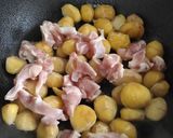栗のおかず。栗と鶏肉の照り煮作り方4写真