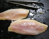 簡単！アジのオリーブ炒め☆バター醤油風味作り方1写真