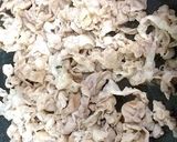 食欲そそる♬豆苗と豚コマの塩レモン炒め★作り方3写真