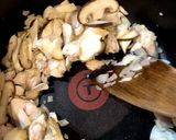 鶏肉とキノコのトマトパスタ作り方4写真