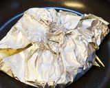 秋鮭ハラスのたまねぎグルグル焼き。作り方3写真