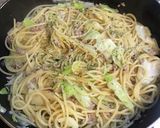 豚挽肉とキャベツのペペロンチーノ作り方5写真
