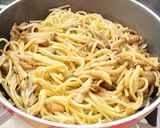 マヨ醤油のきのこパスタ！作り方3写真