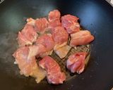 鶏もも肉とさつまいもの甘辛煮作り方3写真