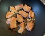 鶏もも肉とさつまいもの甘辛煮作り方4写真