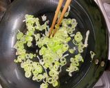 冷麦あったか滋味豊か！ネギ塩焼うどん風作り方4写真