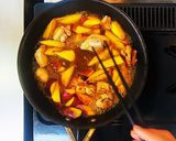 サツマイモと鶏肉のオレンジジュース炒め作り方4写真