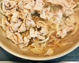 ブダもも肉・焼肉・玉ねぎと豚肉炒め作り方3写真
