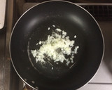超簡単☆濃厚♫こく旨♫豚玉キムチ丼♪♪♪作り方1写真