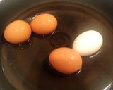 ツルッとむける♪フライパンゆで卵作り方1写真