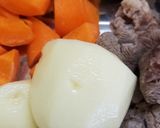 お二人さんの☆牛すね肉の赤ワイン煮！作り方2写真