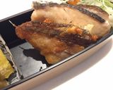 鮭チーズ焼き　おにぎり弁当　ハロウィン作り方6写真