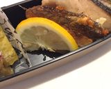 鮭チーズ焼き　おにぎり弁当　ハロウィン作り方7写真