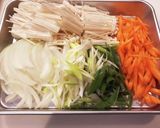 野菜たっぷり！柳川風卵とじ牛丼作り方1写真