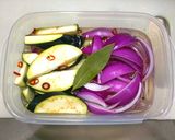 簡単◎ナスと紫玉ねぎの彩り鮮やか甘酢漬け作り方1写真