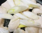 水溶き片栗粉でしあげる●鶏胸肉の玉子とじ作り方2写真