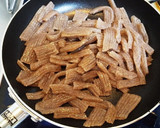 ピーマンとこんにゃくの焼き肉のタレ炒め作り方3写真