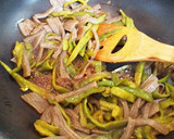 ピーマンとこんにゃくの焼き肉のタレ炒め作り方4写真