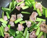 小松菜とベーコンのバターめんつゆ炒め作り方1写真