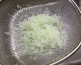 鯵の干物に玉ねぎ加えた　おつまみ風サラダ作り方4写真