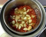 MrsWongちの菱角と枸杞の薬膳ご飯作り方9写真
