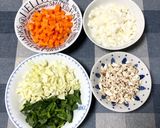 離乳食完了期★野菜たっぷり鶏団子スープ作り方1写真