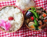 弁当★こんにゃくカニかまピリ辛味噌煮込み作り方9写真