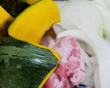 お二人さんの☆かぼちゃと豚肉の煮物！作り方1写真