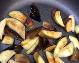 ナスとピーマンと豚肉のピリ辛甘炒め作り方5写真