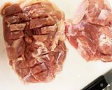 簡単にレストランの味に♡鶏腿肉の香草焼き作り方2写真