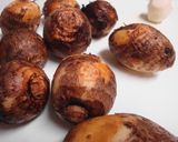里芋の煮っころがし～味噌風味～作り方1写真