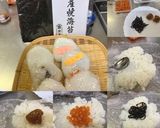 いくらのおにぎりを朝の定食に作りました。作り方4写真