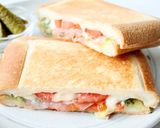 皆大好きな【ホットサンド（トマトチーズ）作り方7写真