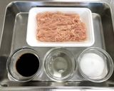 甘辛♪鶏そぼろ作り方1写真