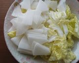 白菜と大根のお味噌汁♪作り方1写真