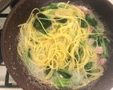 フライパン一つで！きのこソースのパスタ作り方3写真