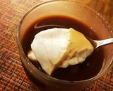 杏仁豆腐、黒蜜と烏龍茶のソース。作り方8写真