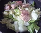 簡単☺サバ缶＆トマトジュースで野菜スープ作り方1写真