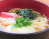 〚オカンの味！落とし卵とわかめのうどん〛作り方4写真