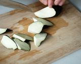 玉ねぎドレッシングで豚と茄子の炒め物！作り方1写真